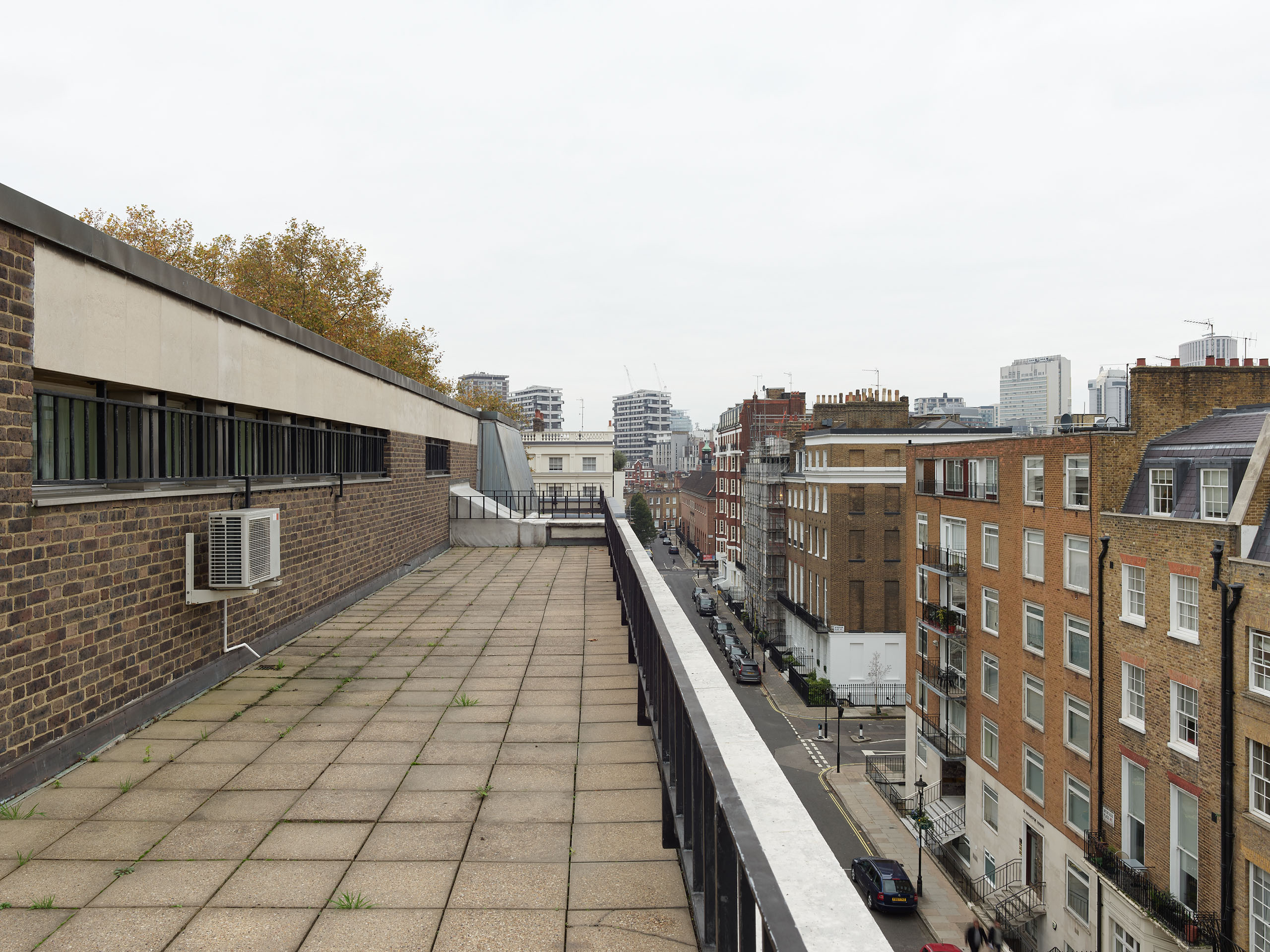 Ahp0008 exterior 004755 J2560